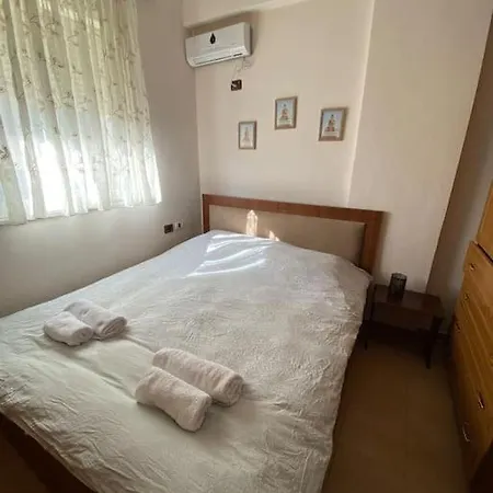 Apartment Cozy Located In The Heart Of
